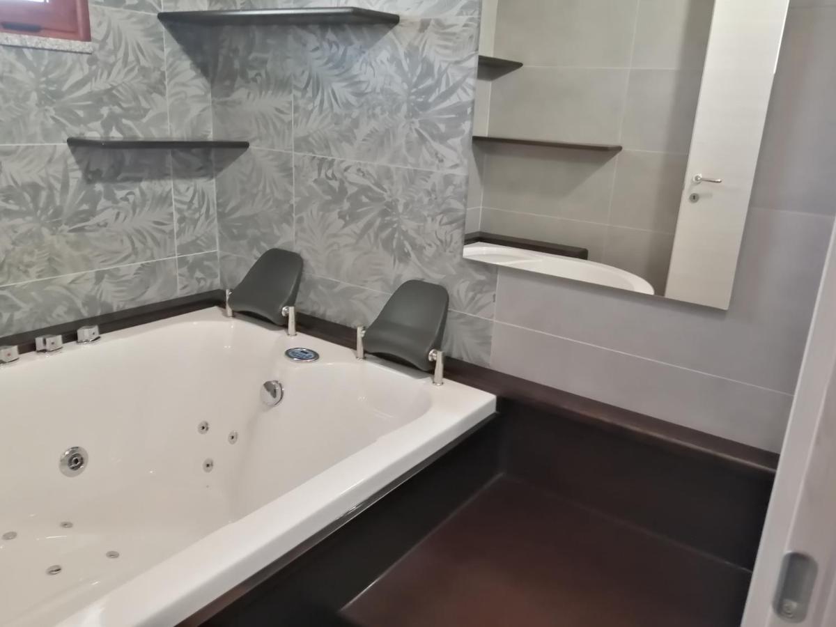 Il Frutteto Bed & Breakfast ตอเรเดลเลสเตลเล ภายนอก รูปภาพ